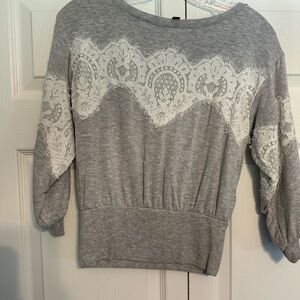 Grey Lace banded top express xs